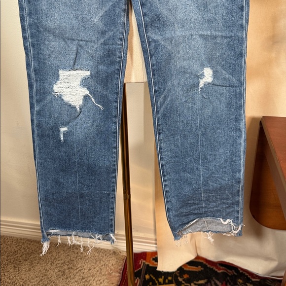 Sz 28 Hidden Distressed Blue Jeans - Picture 4 of 6